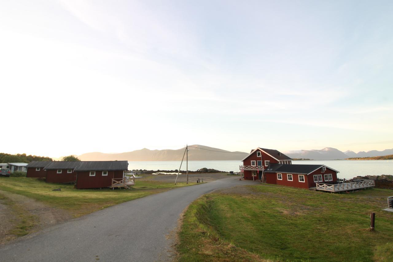 Toftenes Sjohuscamping Alsvåg Extérieur photo