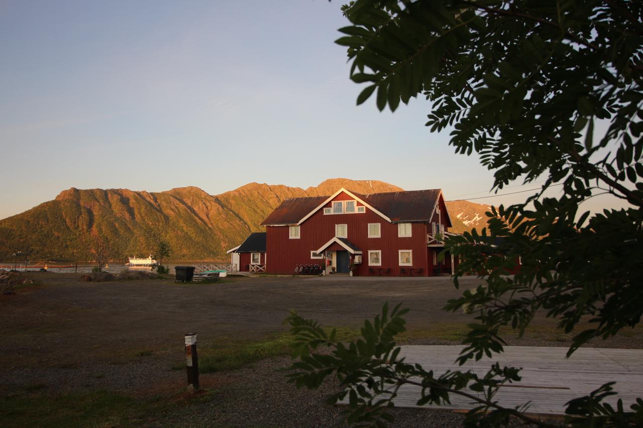 Toftenes Sjohuscamping Alsvåg Extérieur photo