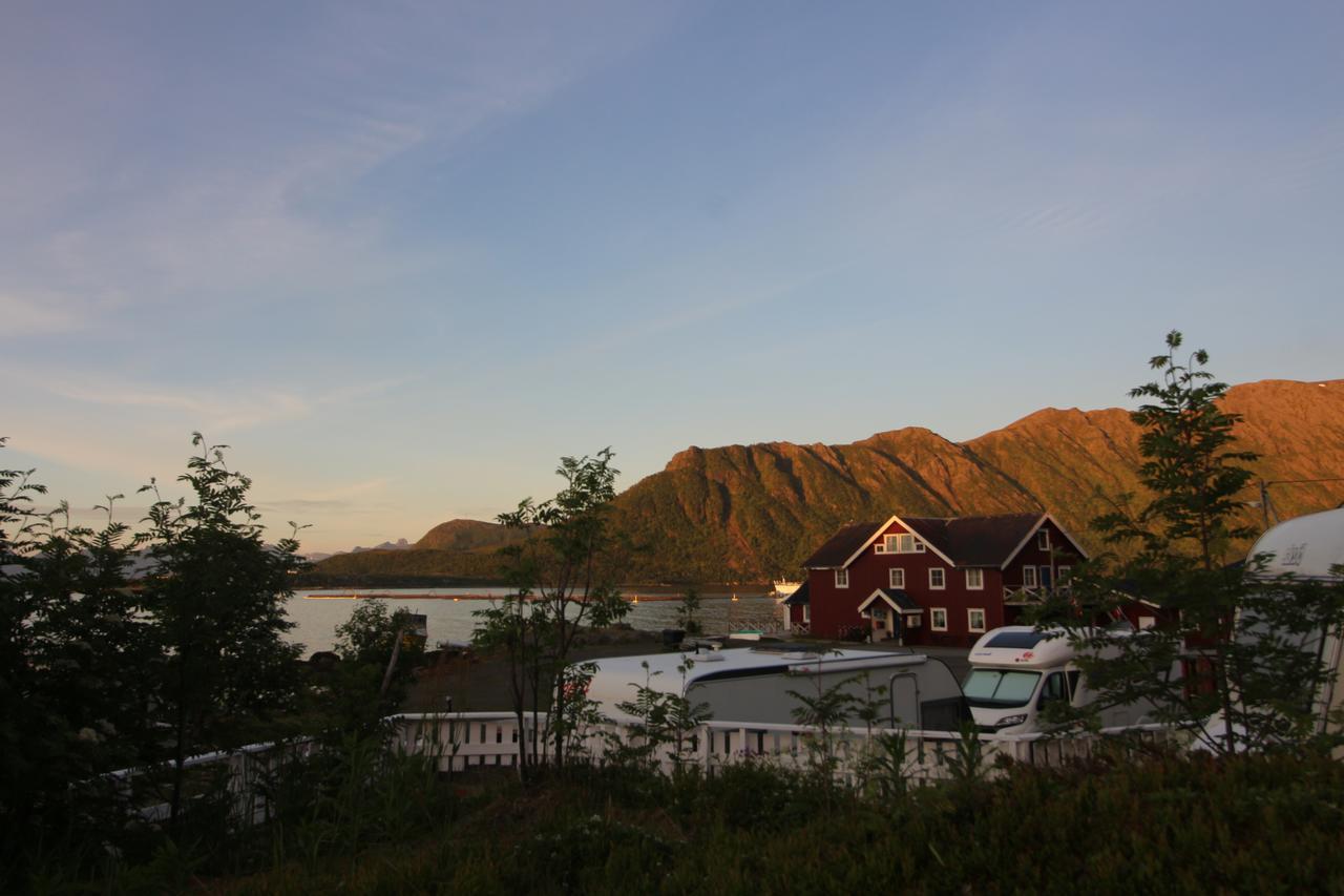 Toftenes Sjohuscamping Alsvåg Extérieur photo